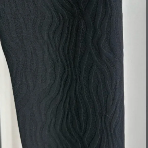 CUT THE FRILLS HIGH WAIST LEGGING Small BLACK Matte Zebra Texture NWOT 131 - Picture 2 of 4
